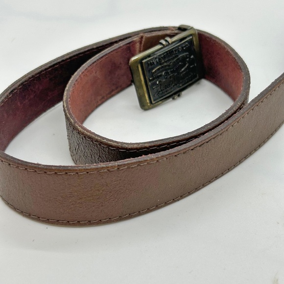 Vintage Levi's brown leather belt with brass buckle, 39" Unisex - Picture 6 of 6